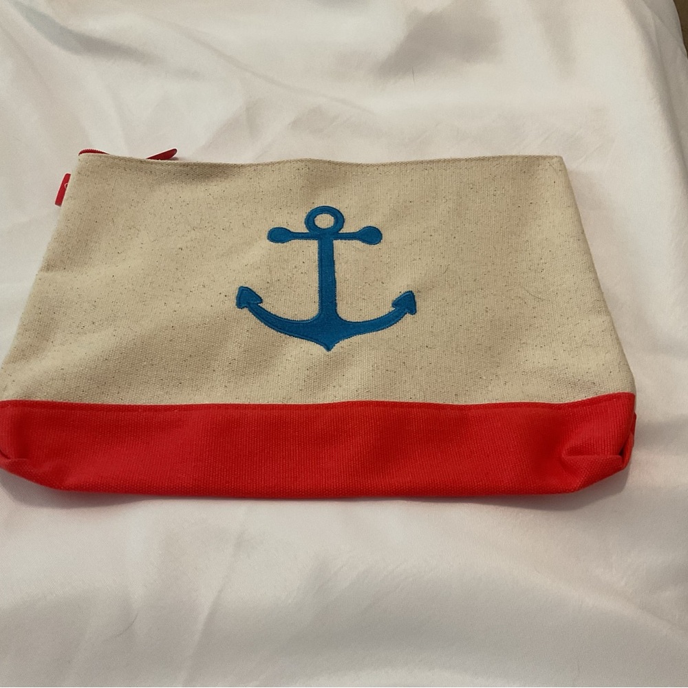 ThirtyOne canvas zipper pouch